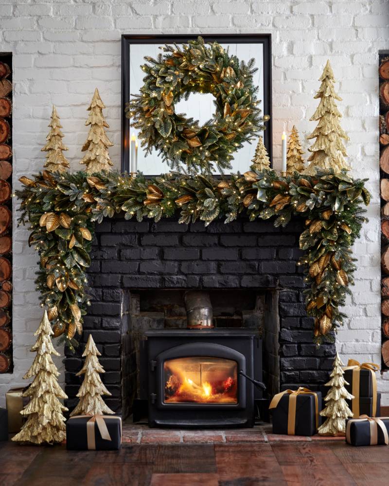 Wreath about fireplace