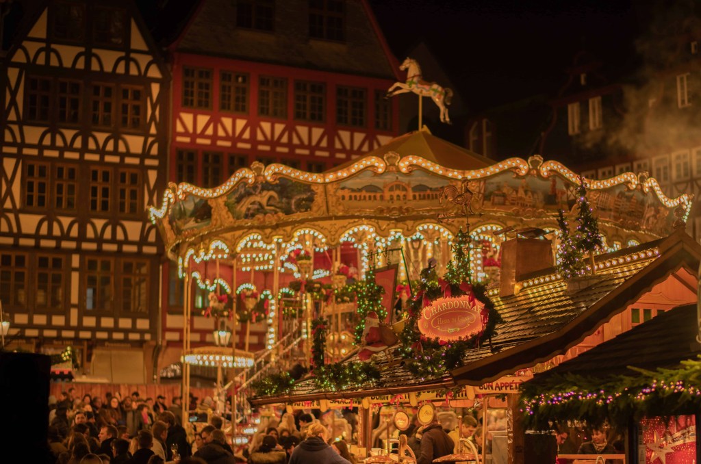 Christmas-Markets-Europe-Lights