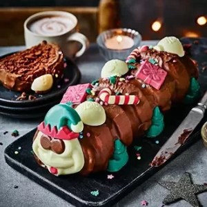 best Christmas cakes in 2021 M&S side 