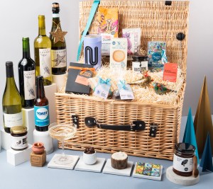 Christmas hampers to give as gifts in 2021